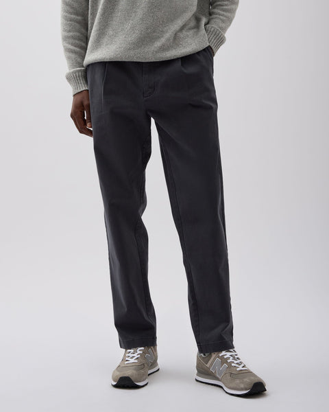 Mens Pleated Lightweight Chino - Stretch Cotton Twill - Black