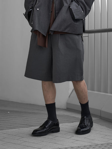 U-Shape Pocket Wide Shorts | UNPROVEN.